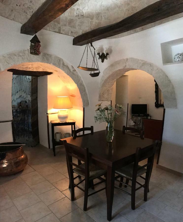알베르벨로 Trulli Domus Petra 빌라 외부 사진